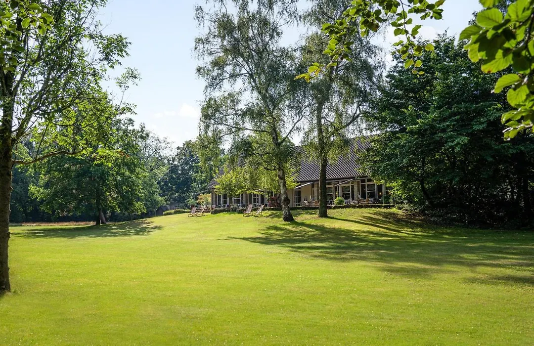 Flussbett Hotel-1